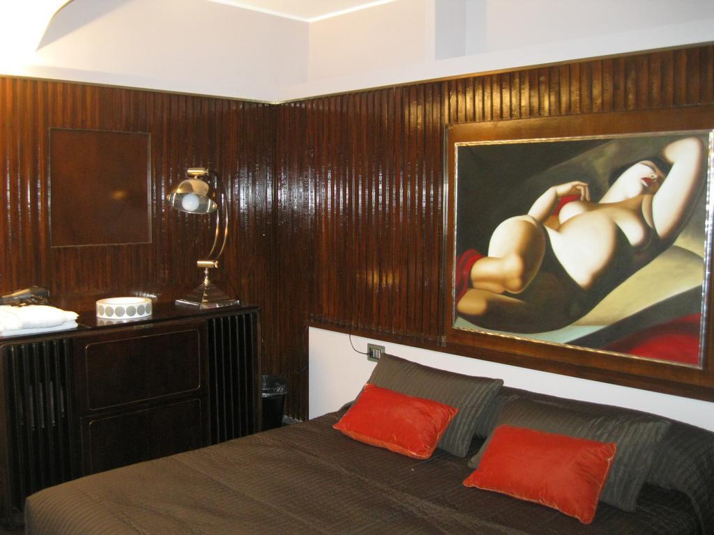 A14 Business Suite Sesto San Giovanni Bilik gambar