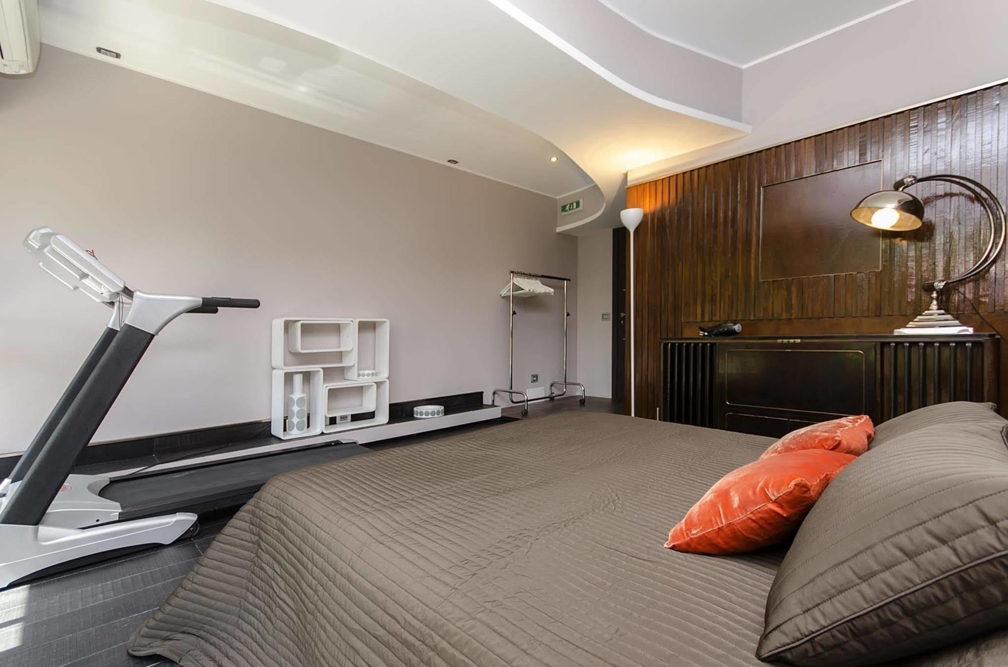 A14 Business Suite Sesto San Giovanni Luaran gambar